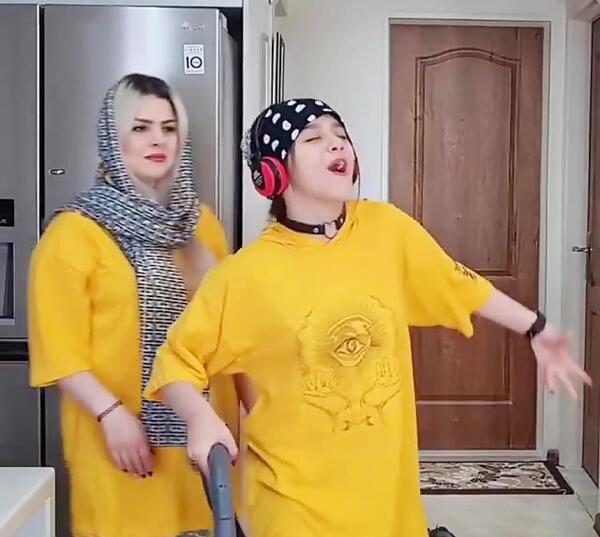 عکس مادر پارمیس