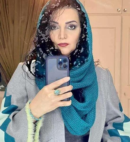 عکس های بی حجاب الهام پاوه نژاد