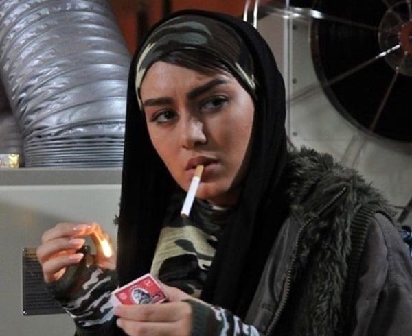 عکس بهاره رهنما در حال سیگار کشیدن