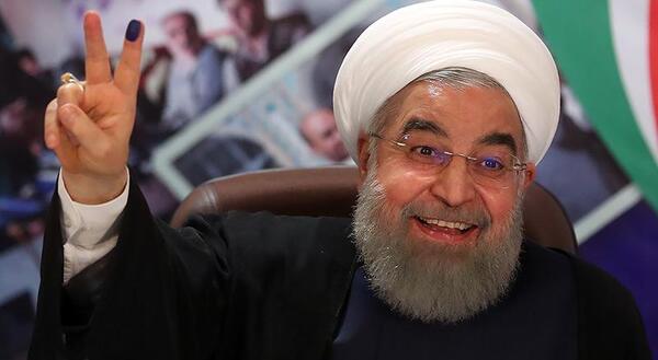 عکس رنگ ریش روحانی