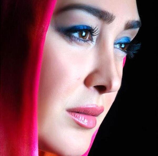 عکس الهام حمیدی در برنامه شما غریبه نیستید