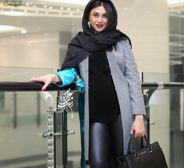 عکس مانتو های آزاده صمدی