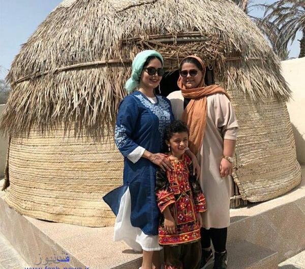 عکس الناز حبیبی لب ساحل