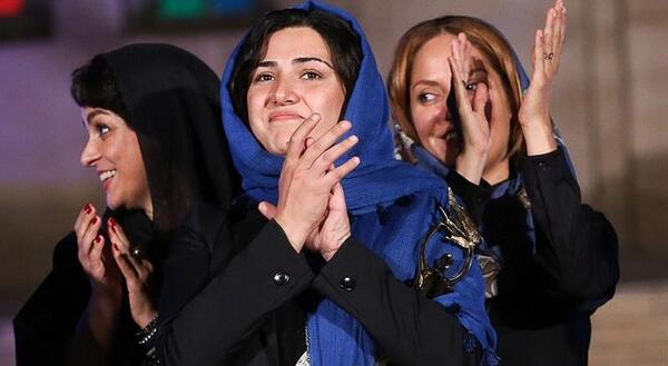 عکس باران کوثری با حجاب