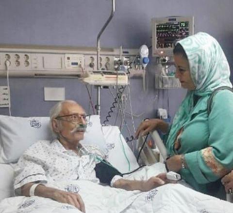 عکس جمشید مشایخی در بستر بیماری