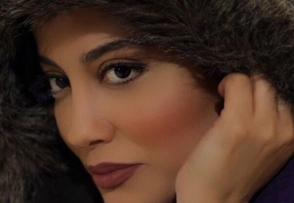 عکس آشا محرابی با دخترش