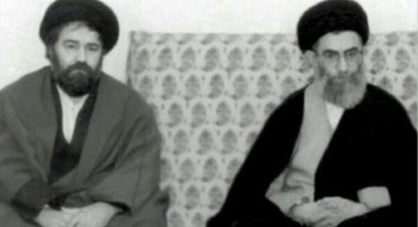 عکس جواد عزتی با خامنه ای