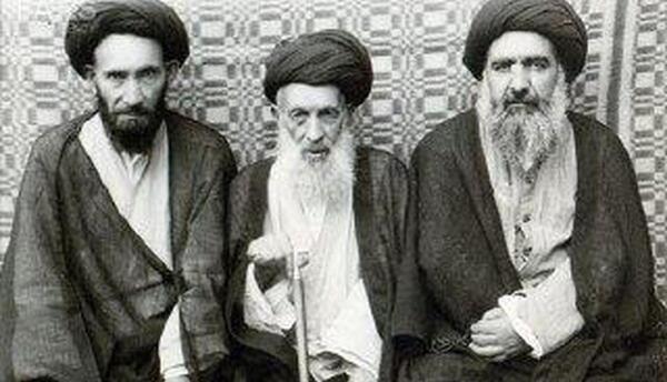 عکس جواد عزتی با خامنه ای