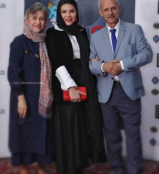عکس سارا بهرامی با پدرش