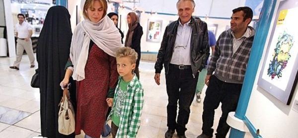 عکس احمد نجفی به همراه خانواده