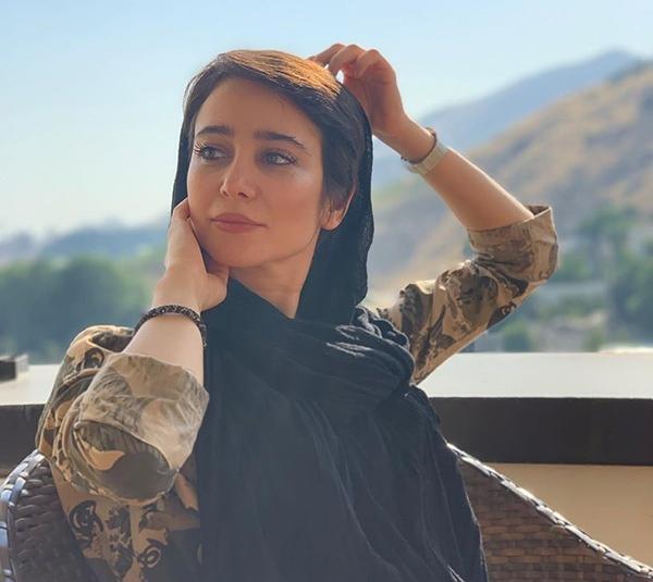 یک عکس از الناز حبیبی
