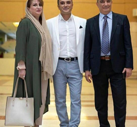 عکس احسان کرمی مجری