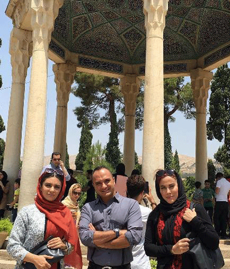 عکس آشا محرابی و لیندا کیانی