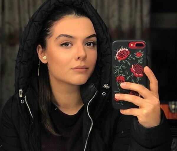 عکس های خانم رویا تیموریان