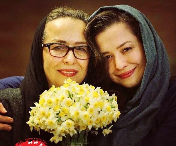 عکس مادر و دختر عاشقانه