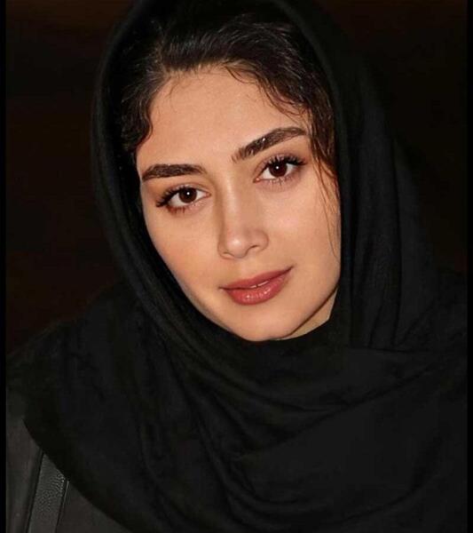 عکس دیبا زاهدی درسریال بوم و بانو