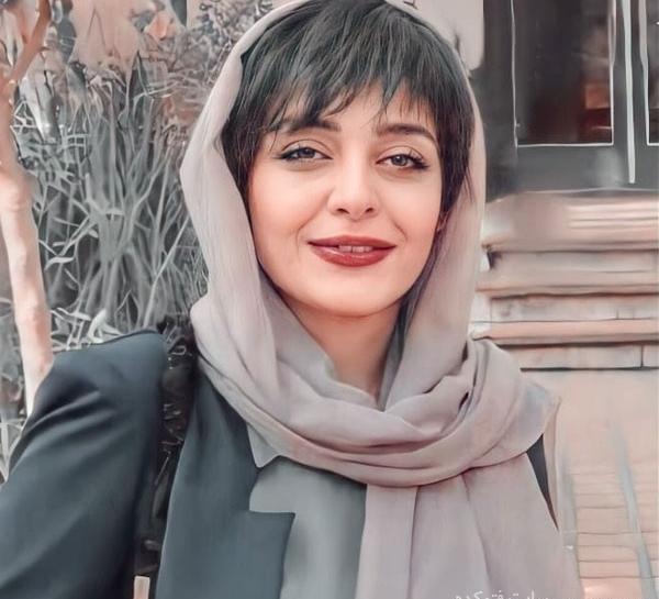 عکس ساره بیات بدون روسری