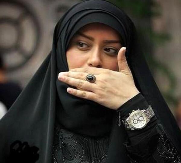 عکس الهام چرخنده در مالزی