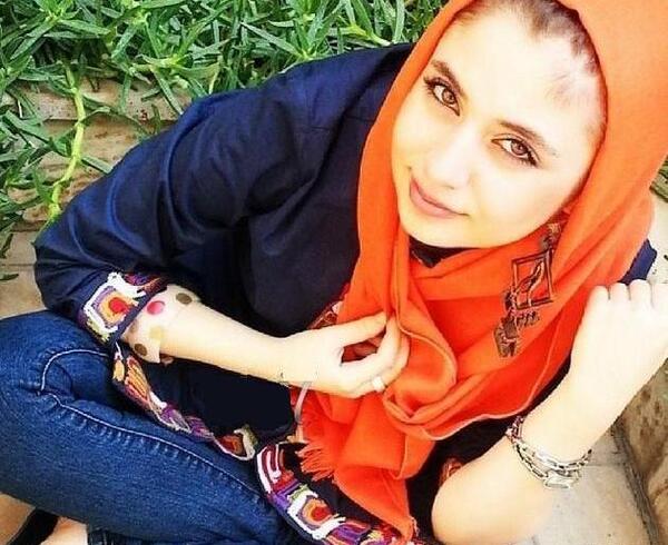 عکس پا حدیثه تهرانی