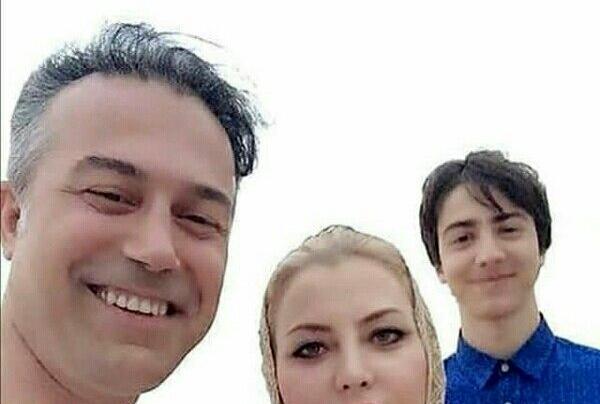 عکس دانیال حکیمی با خانواده اش