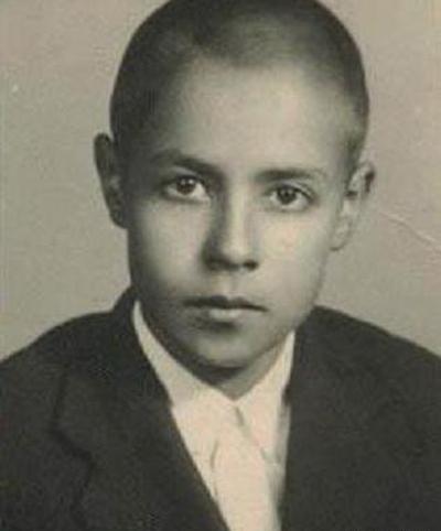 عکس کودکی خسرو شکیبایی