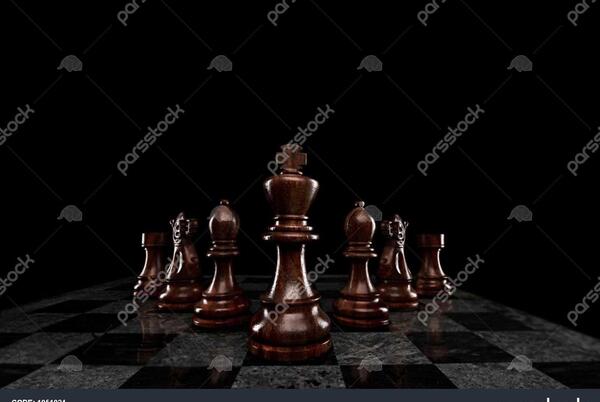عکس شاه صفحه شطرنج