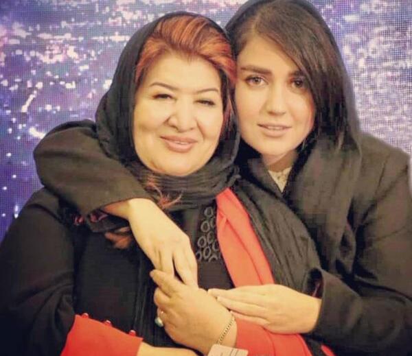 عکس پدر مادر افسانه بایگان