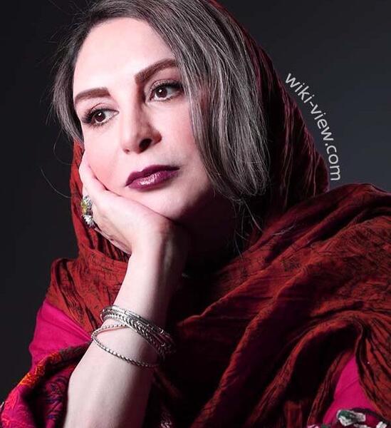 عکس پدر مادر افسانه بایگان