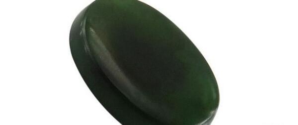 عکس سنگ یشم سبز