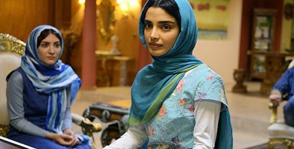 عکس الهه حصاری در فیلم در حاشیه