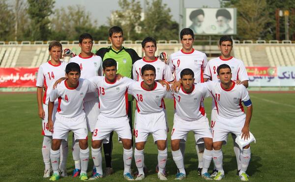 عکس فوتبال نوجوان