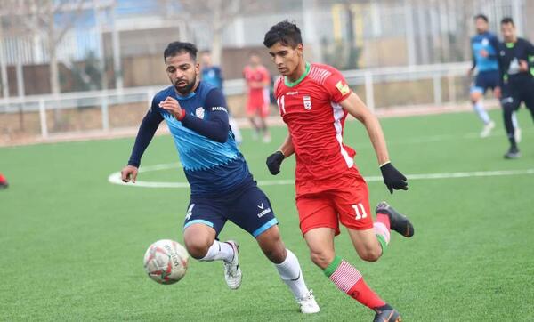 عکس فوتبال نوجوان