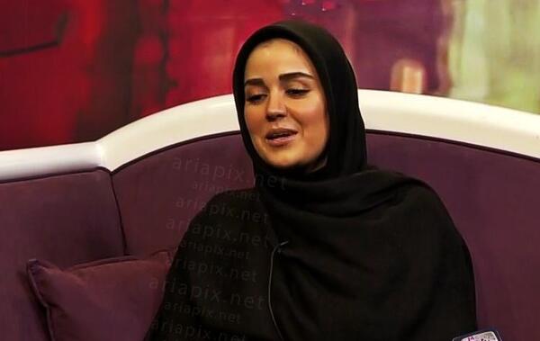 عکس افسانه پاکرو با چادر
