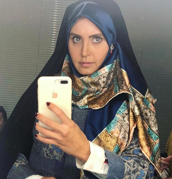 عکس از الناز شاکردوست با چادر