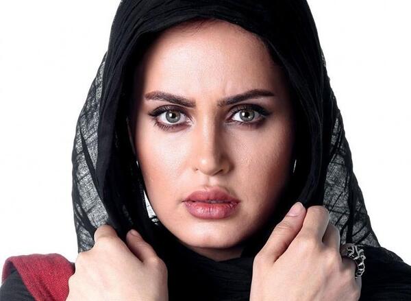 عکس از الناز شاکردوست با چادر