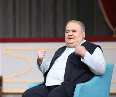 عکس پروفایل اکبر عبدی