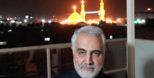 عکس شهید سلیمانی با امام حسین