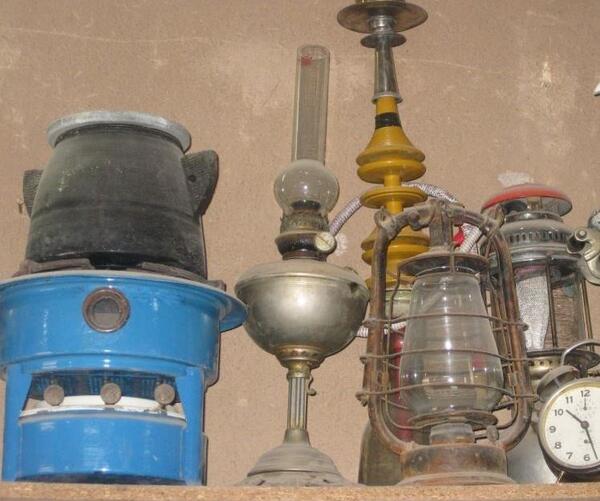 عکس قدیمی چراغ نفتی