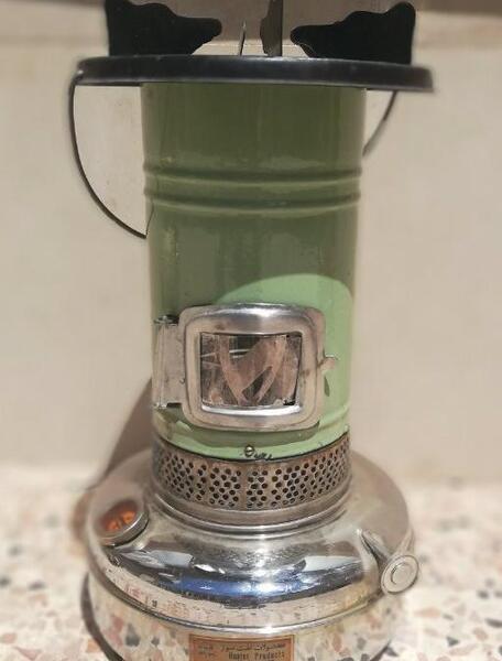 عکس قدیمی چراغ نفتی
