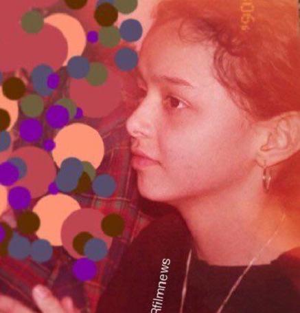 عکس ترانه علیدوستی با شال صورتی