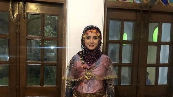 عکس پوریا پورسرخ و لباس کردی