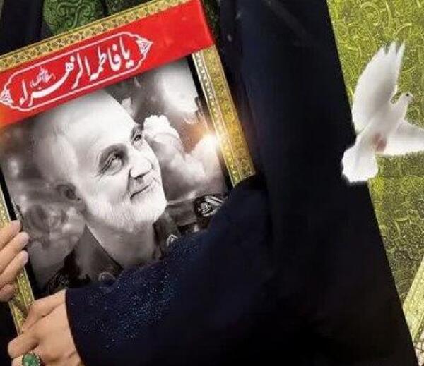 عکس دختر چادری کنار جمکران