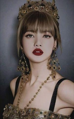 عکس جیسو با تاج