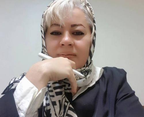 عکس دکتر مینا صنعتی