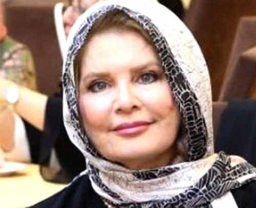 عکس دکتر مینا صنعتی