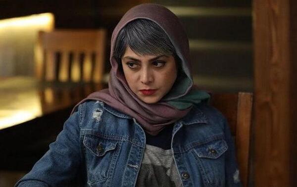 عکس کف پای آزاده صمدی