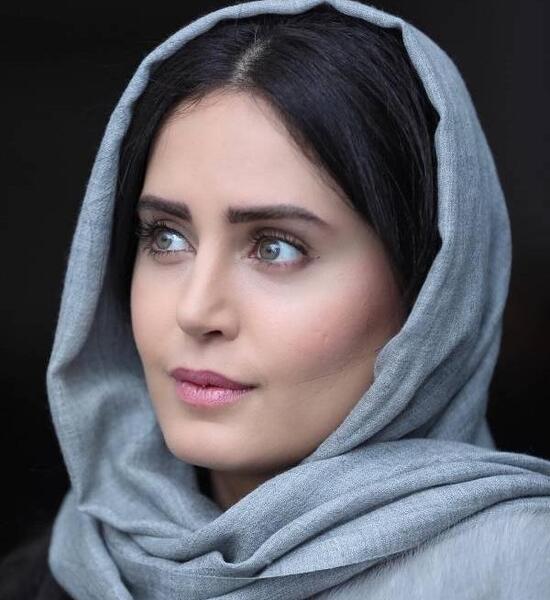 عکس نیم رخ بهاره افشاری