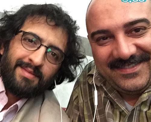 عکس برزو ارجمند در زیر آسمان شهر