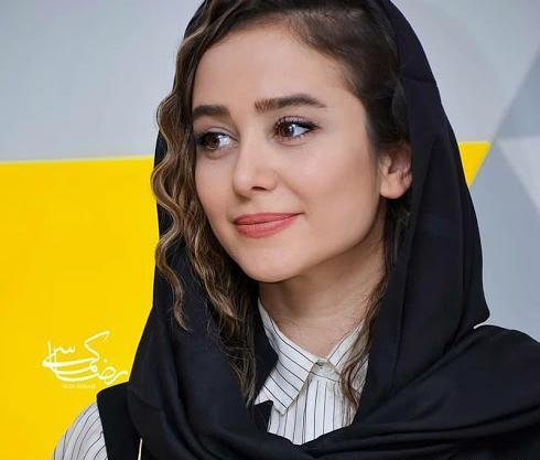 عکس الناز حبیبی و فرزندش
