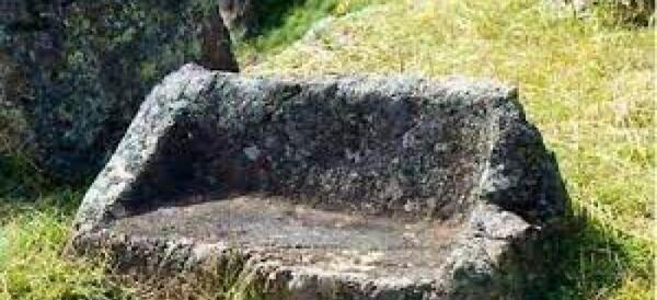 عکس سنگ صندلی در گنج یابی
